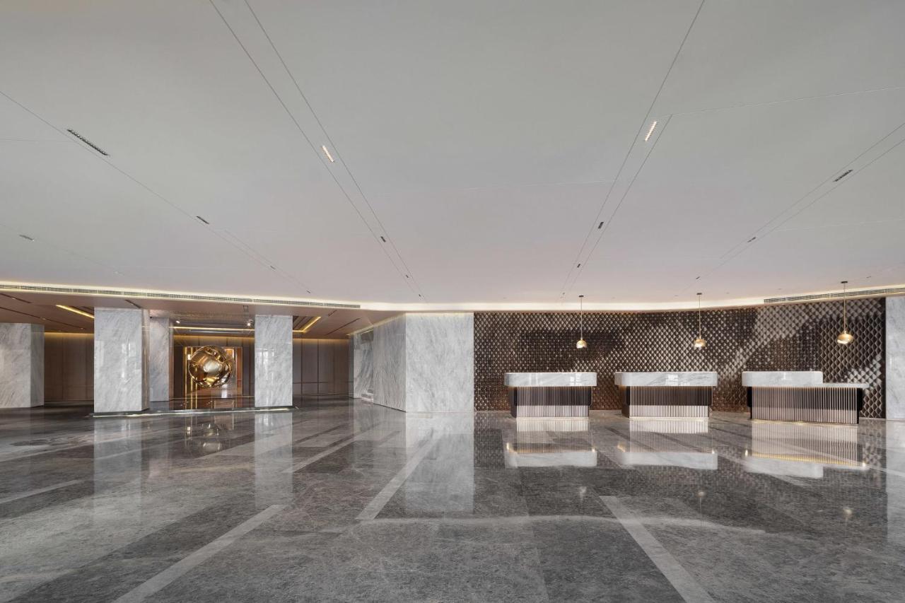 Holiday Inn Shanghai Huaxia By Ihg - Overlooking City Scenery At Sky View Restaurant Екстер'єр фото