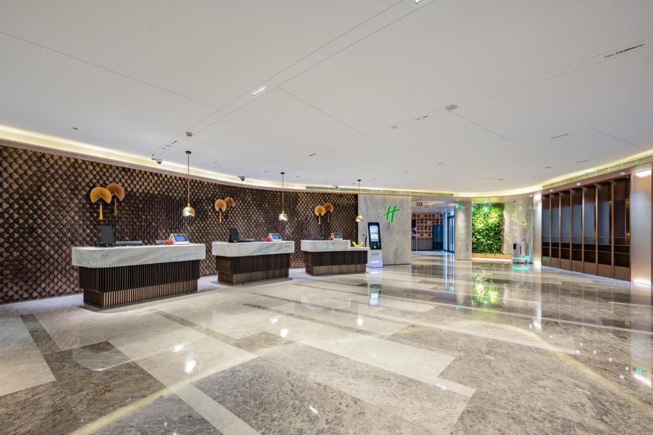 Holiday Inn Shanghai Huaxia By Ihg - Overlooking City Scenery At Sky View Restaurant Екстер'єр фото